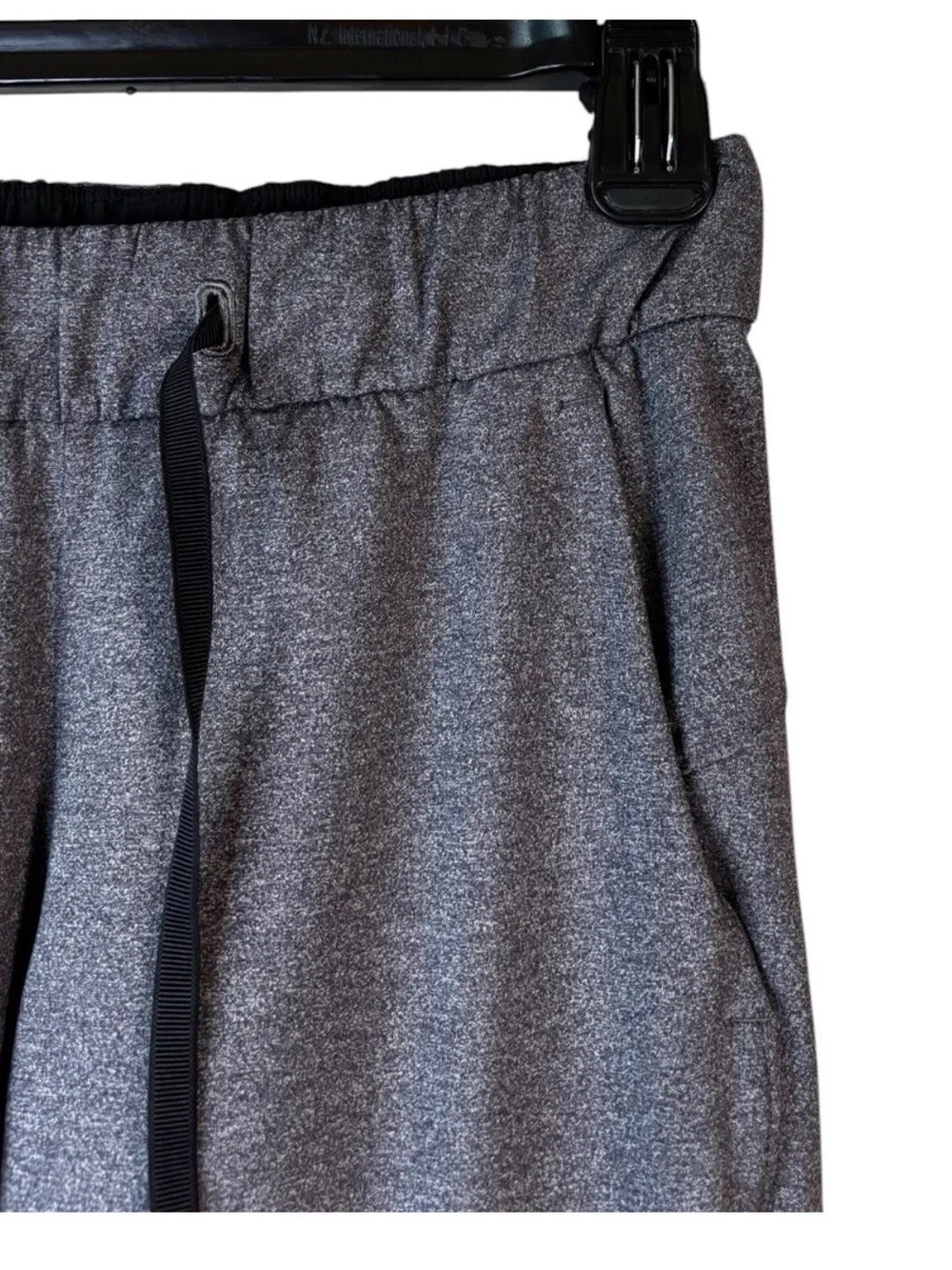Lululemon On The Fly Pants Size 2 / 27